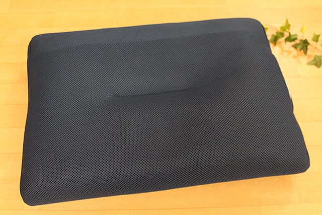 立体メッシュパイプ枕